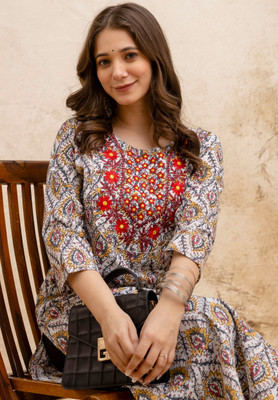 Surhi Women Embroidered Straight Kurta(Brown)