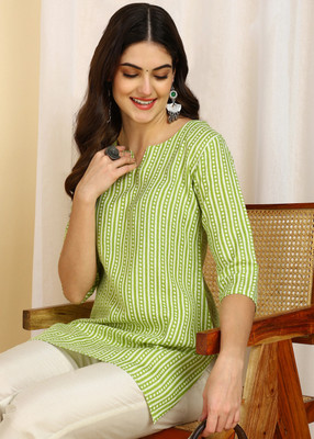 DSK STUDIO Women Printed Straight Kurta(Green)