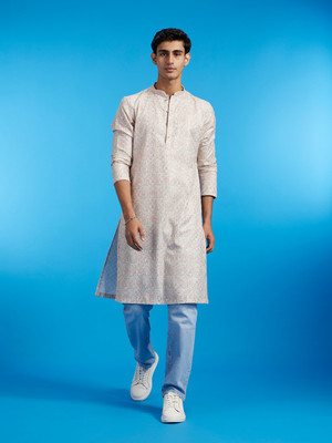 DIWAS by Manyavar Men Self Design Straight Kurta(White)