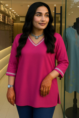 Udhay Women Embroidered A-line Kurta(Maroon)
