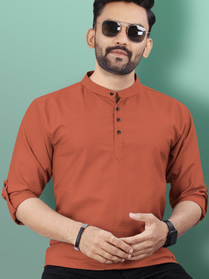 VeBNoR Men Solid Straight Kurta(Orange)