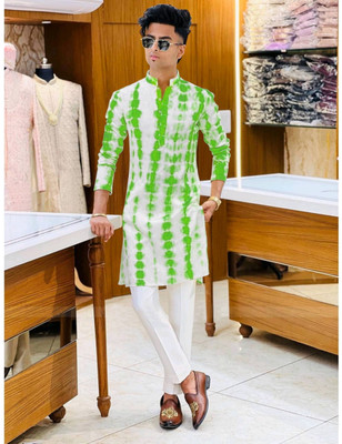 click n buy Men Geometric Print Straight Kurta(Light Green)