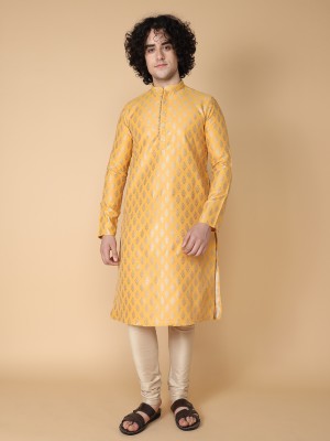 Tabard Men Printed Straight Kurta(Yellow)