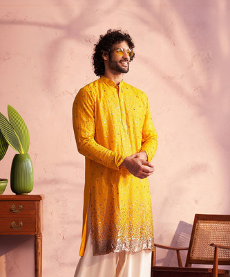 VASTRAMAY Men Embroidered Straight Kurta(Yellow)