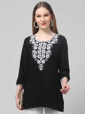 ILMA CREATION Women Embroidered Straight Kurta(Black)