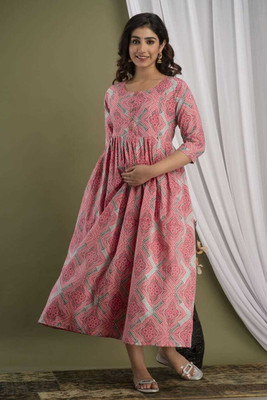 Tadaatraderss Women Embroidered Anarkali Kurta(Multicolor)