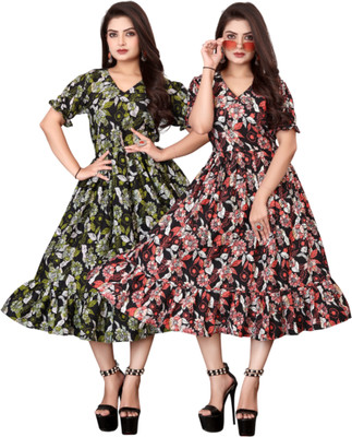 Nautiful Women Floral Print Flared Kurta(Multicolor)