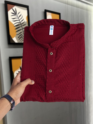FOXDX Men Solid Straight Kurta(Maroon)