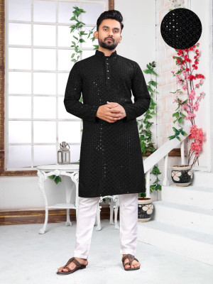 Wearbird Men Embellished Straight Kurta(Black)