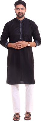 KiEZ FASHION Men Self Design A-line Kurta(Black)