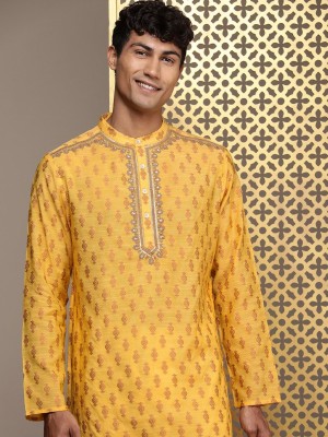 House of Pataudi Men Woven Design Straight Kurta(Yellow)