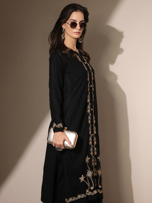 LIBAS Women Embroidered Straight Kurta(Black)
