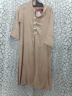 THEWOMENSWEAR Women Solid Straight Kurta(Beige)