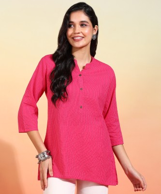 Label ceres Women Solid Straight Kurta(Pink)