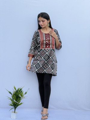 Lefri Handicraft Women Printed Straight Kurta(Multicolor)