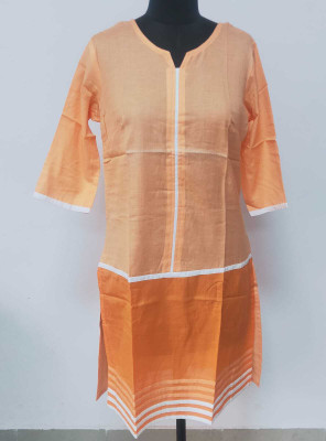 Jharcraft Women Solid Straight Kurta(Orange)