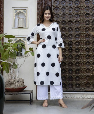 Surhi Women Embroidered Straight Kurta(Black)