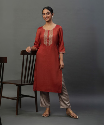Aurelia Women Dyed/Ombre Straight Kurta(Red)