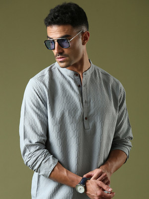 Voroxy Men Self Design Straight Kurta(Grey)