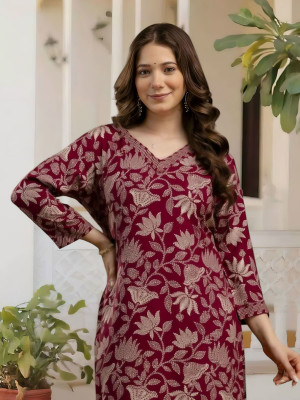 Wawlooks Women Floral Print, Printed, Embroidered Straight Kurta(Red)