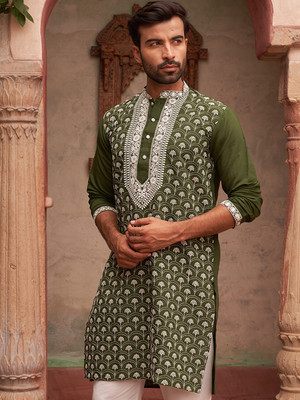 Jompers Men Embroidered Straight Kurta(Green)