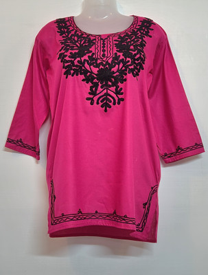 Bare Fangs Women Solid Straight Kurta(Pink, Black)