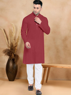 UDANI ENTERPRISES Men Solid Straight Kurta(Maroon)