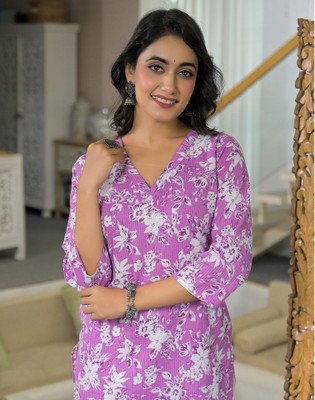 Skylee Women Floral Print Straight Kurta(Purple, White)