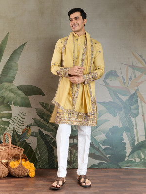 odette Men Embroidered Straight Kurta(Yellow)