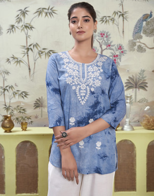Samah Women Chikan Embroidery, Embellished, Dyed/Ombre, Self Design Straight Kurta(Light Blue, White)