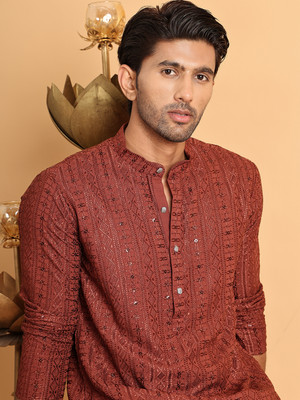 Jompers Men Embroidered Straight Kurta(Red)