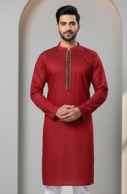 JUGG JUGG JEEYO Men Self Design Straight Kurta(Maroon)