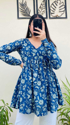 Karwasara comfortwear Casual Printed Women Blue Top