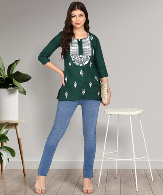Anmi Lucknawi Chikankari Chikan Embroidery, Embroidered Women A-line Kurta(Green, White)