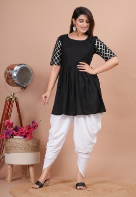 RAMPSTYLE Women Self Design Ethnic Dress Kurta(Black, White)