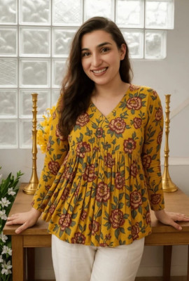 NatureTextile Women Floral Print, Printed Flared Kurta(Orange)