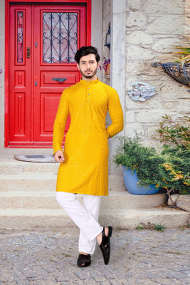Metro Traders Men Abstract Straight Kurta(Yellow)