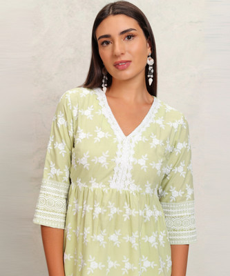 Vishudh Women Embroidered A-line Kurta(Multicolor)