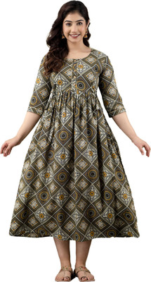 UrbanRang Women Printed Anarkali Kurta(Multicolor)