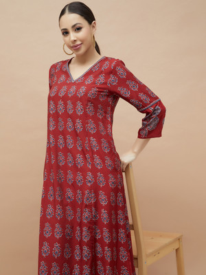 Melange by Lifestyle Women Printed Flared Kurta(Red)