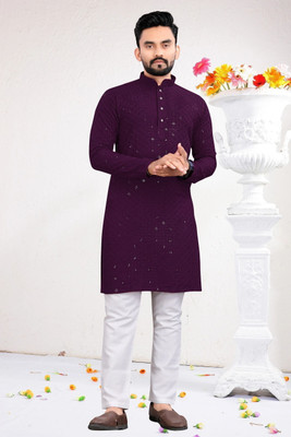 bitteR Men Embroidered Straight Kurta(Purple)