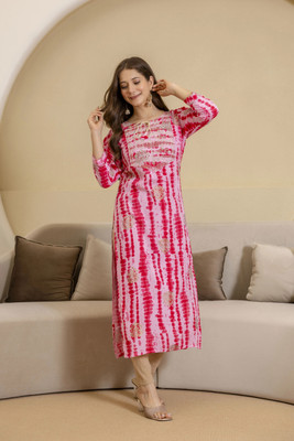 Sehrish Store Women Embroidered Straight Kurta(Pink)