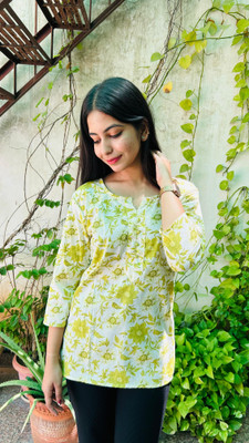 GRX Women Printed Flared Kurta(Yellow)