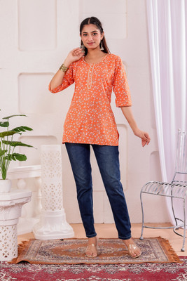 SHIVRAM Women Floral Print Straight Kurta(Orange)