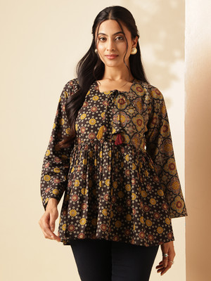 VBUYZ Women Printed Flared Kurta(Black)