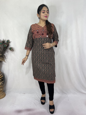 Lefri Handicraft Women Printed, Geometric Print, Embellished Straight Kurta(Grey)