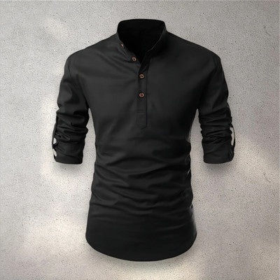 ETHNICSUTRA Men Solid Straight Kurta(Black)