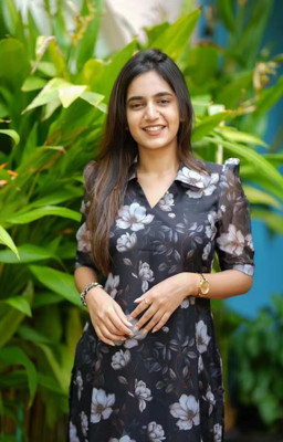 fabrictextile Women Printed Straight Kurta(Black)