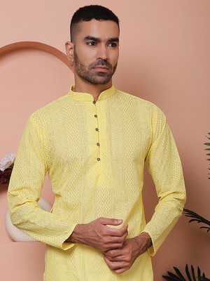 Jompers Men Embroidered Straight Kurta(Yellow)