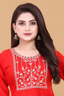 TITHIGARMENTS Women Embroidered A-line Kurta(Red)